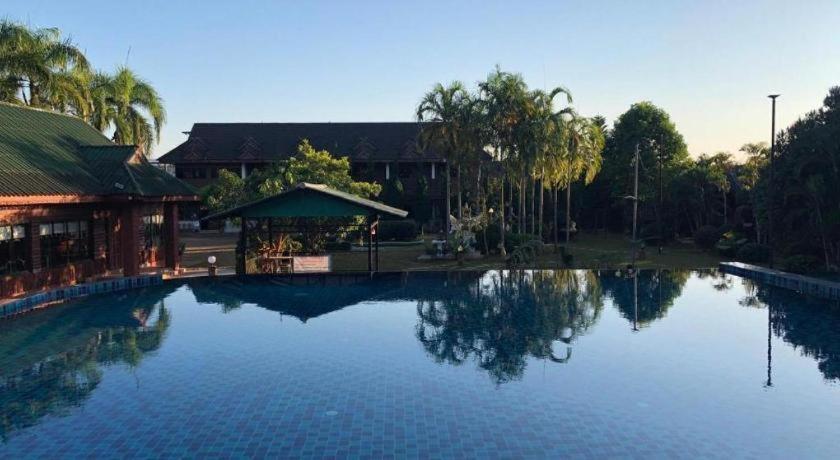 Chiangsan Goldenland Resort Chiang Saen Exterior foto